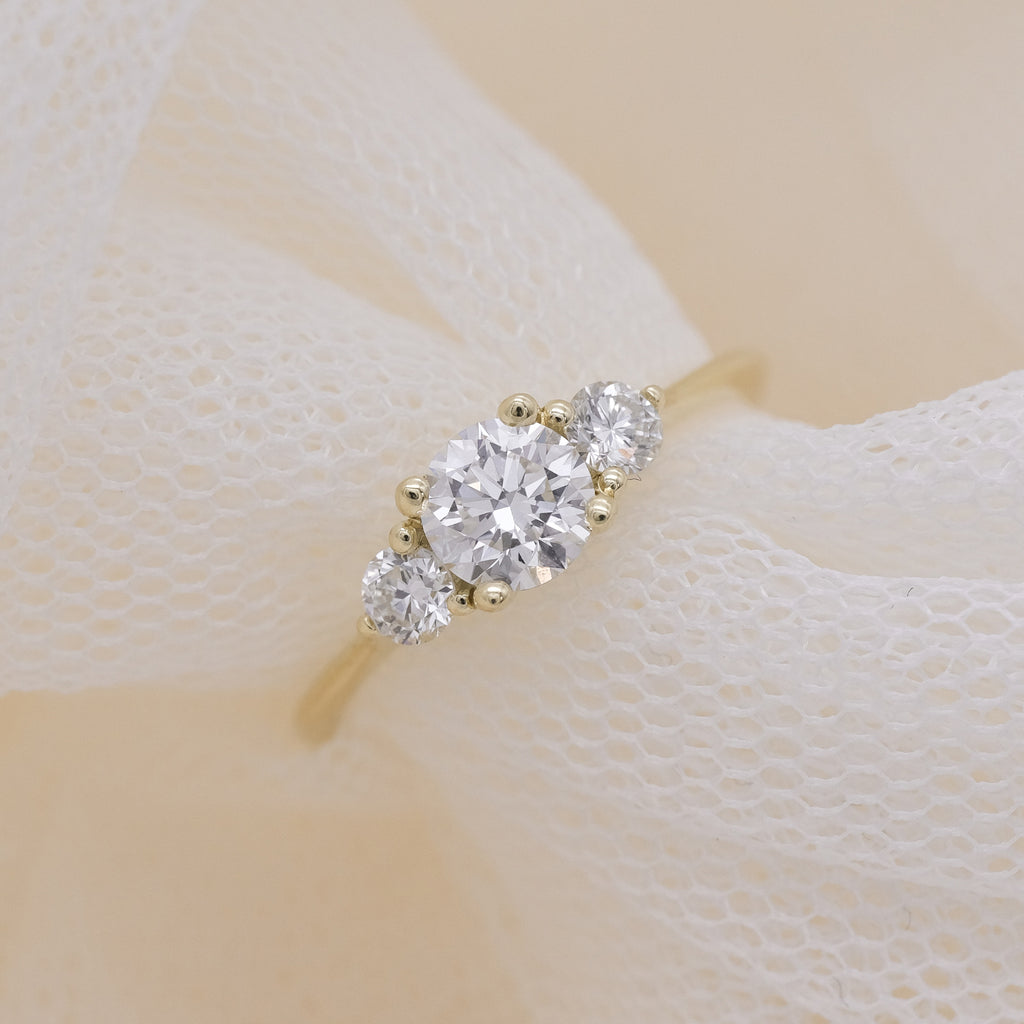 14k gouden verlovingsring met diamanten voor vrouwen.