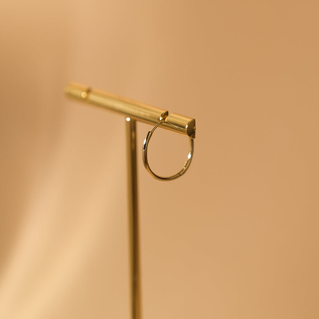 MiJu Official massief gouden oorbellen in maat medium large. 
